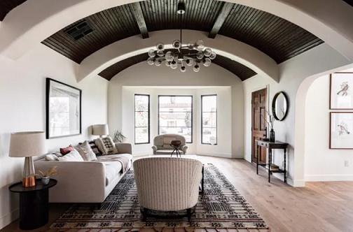 راهکارای چیدمان پذیرایی مستطیل شکل